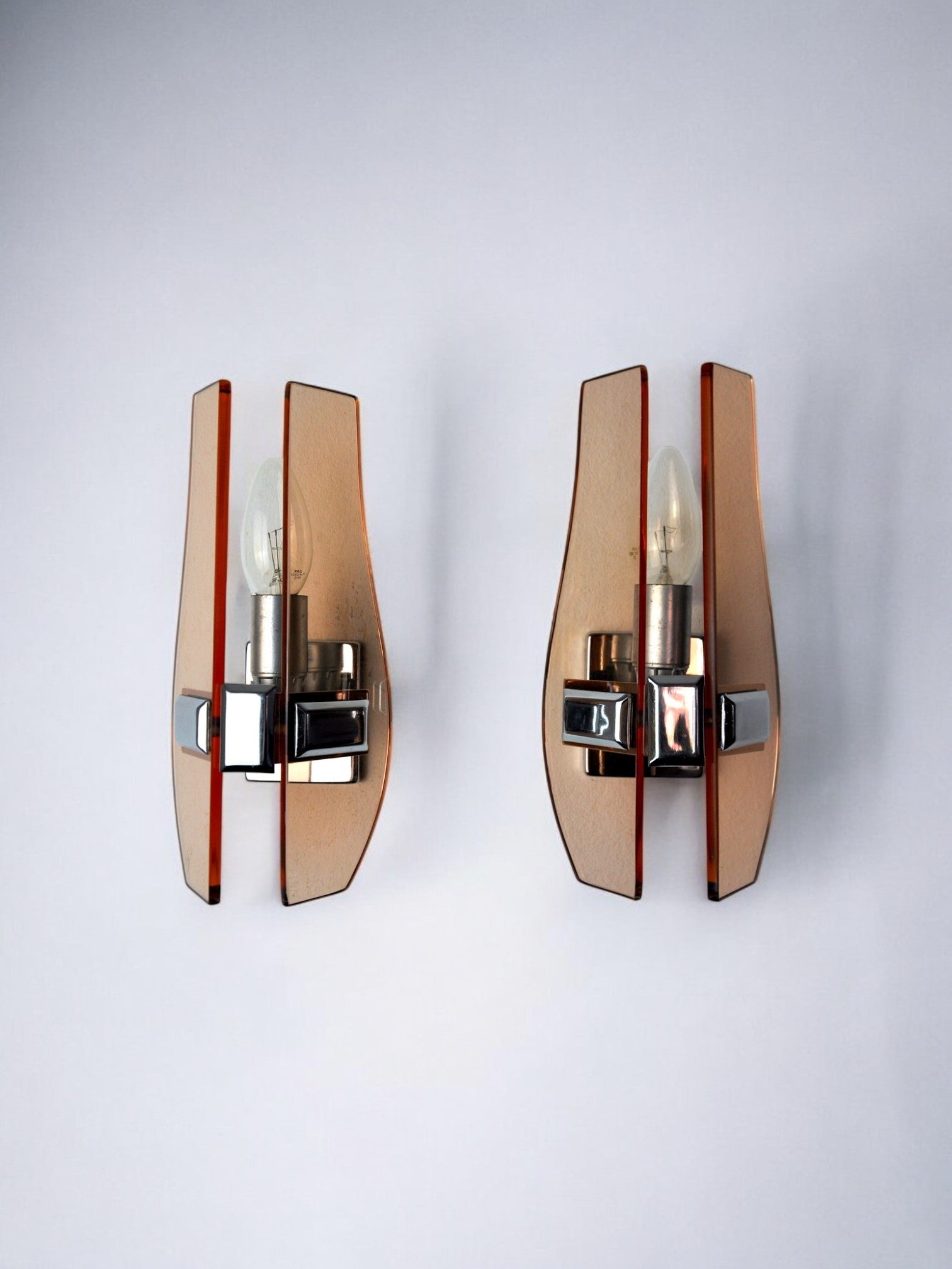 Pair of Veca Rose sconces, Murano glass, Italy, 1960