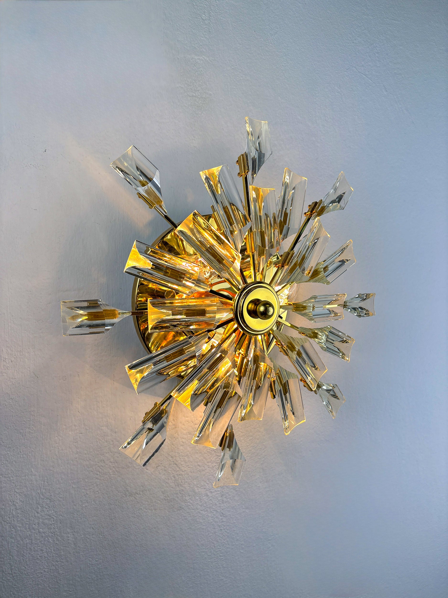 Sun-Shaped ceiling or wall light by Oscar Torlasco for StilKronen, Italy, 1970s