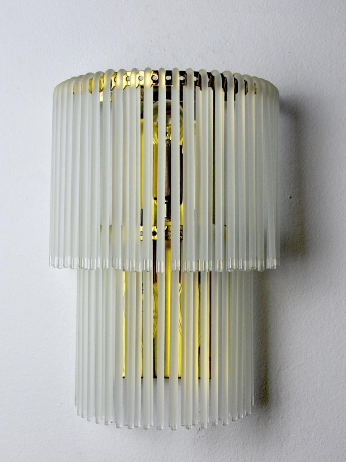 Venini wall lamp, Curved tubular murano glass, Italy 1970