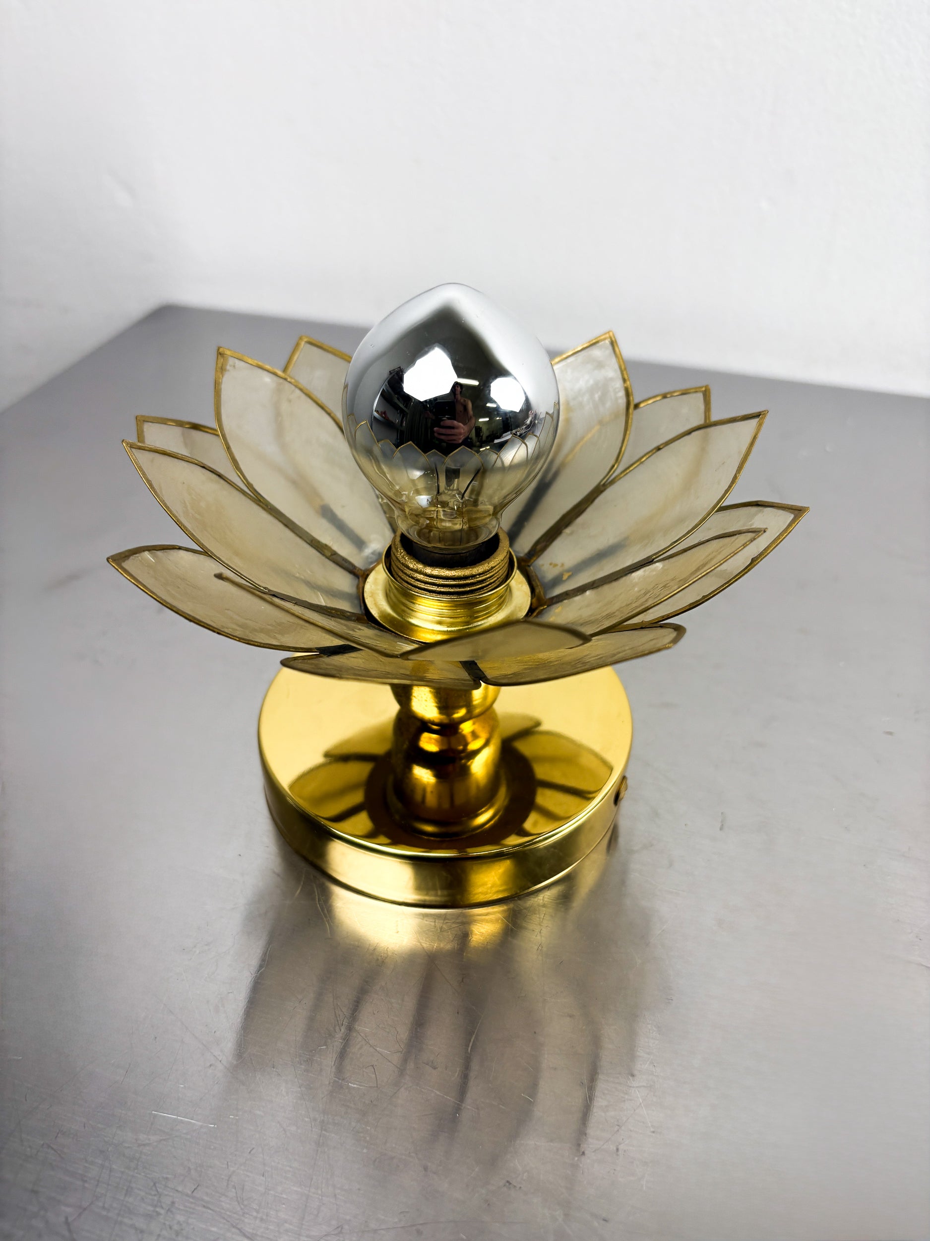 Lotus Flower Wall Sconce, Mother-of-Pearl Petals & Gilt Brass, Italy, 1970s
