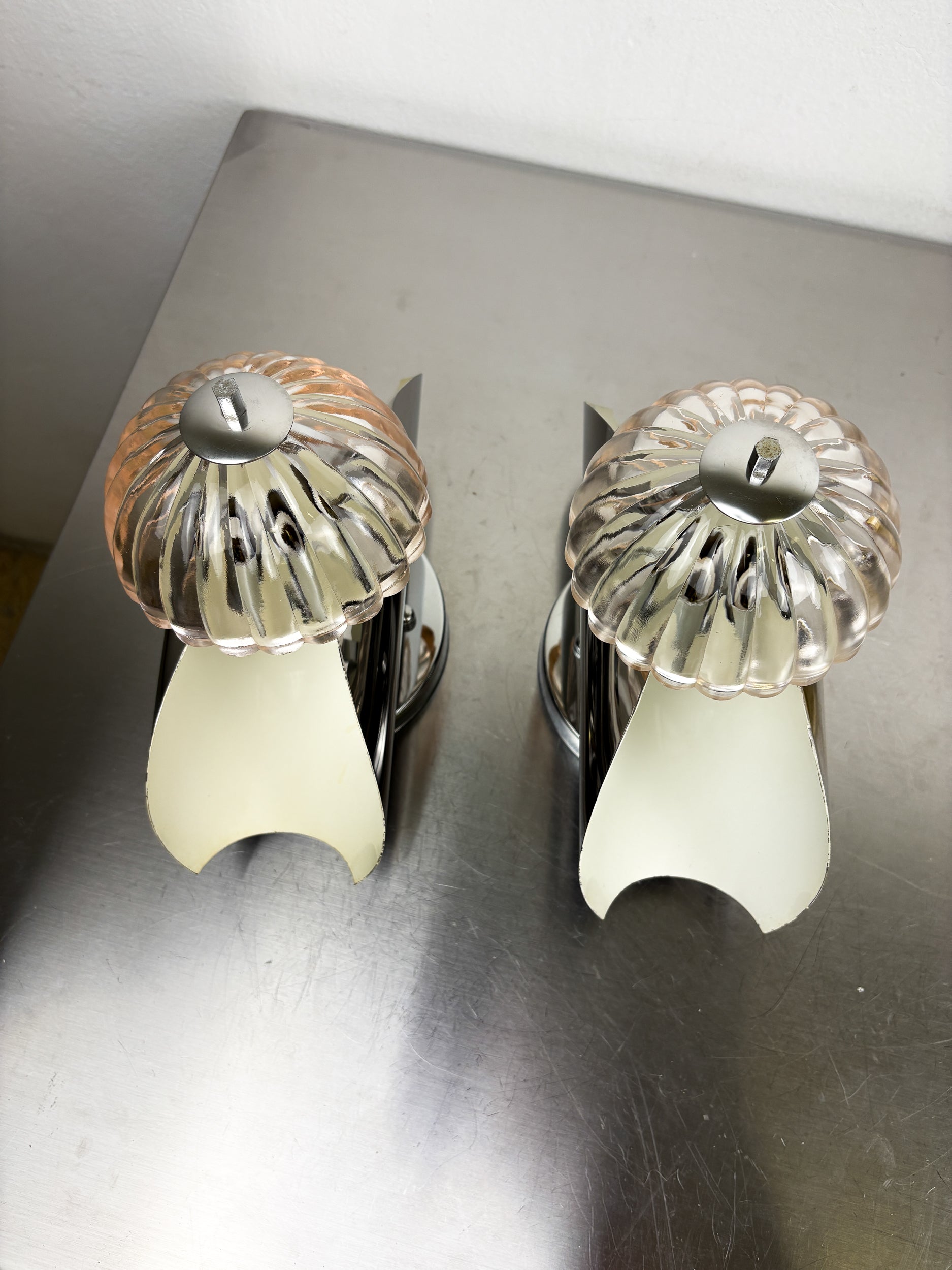 Pair of Chromed Petal-Shaped Glass Space Age Wall Sconces, Italy 1970s