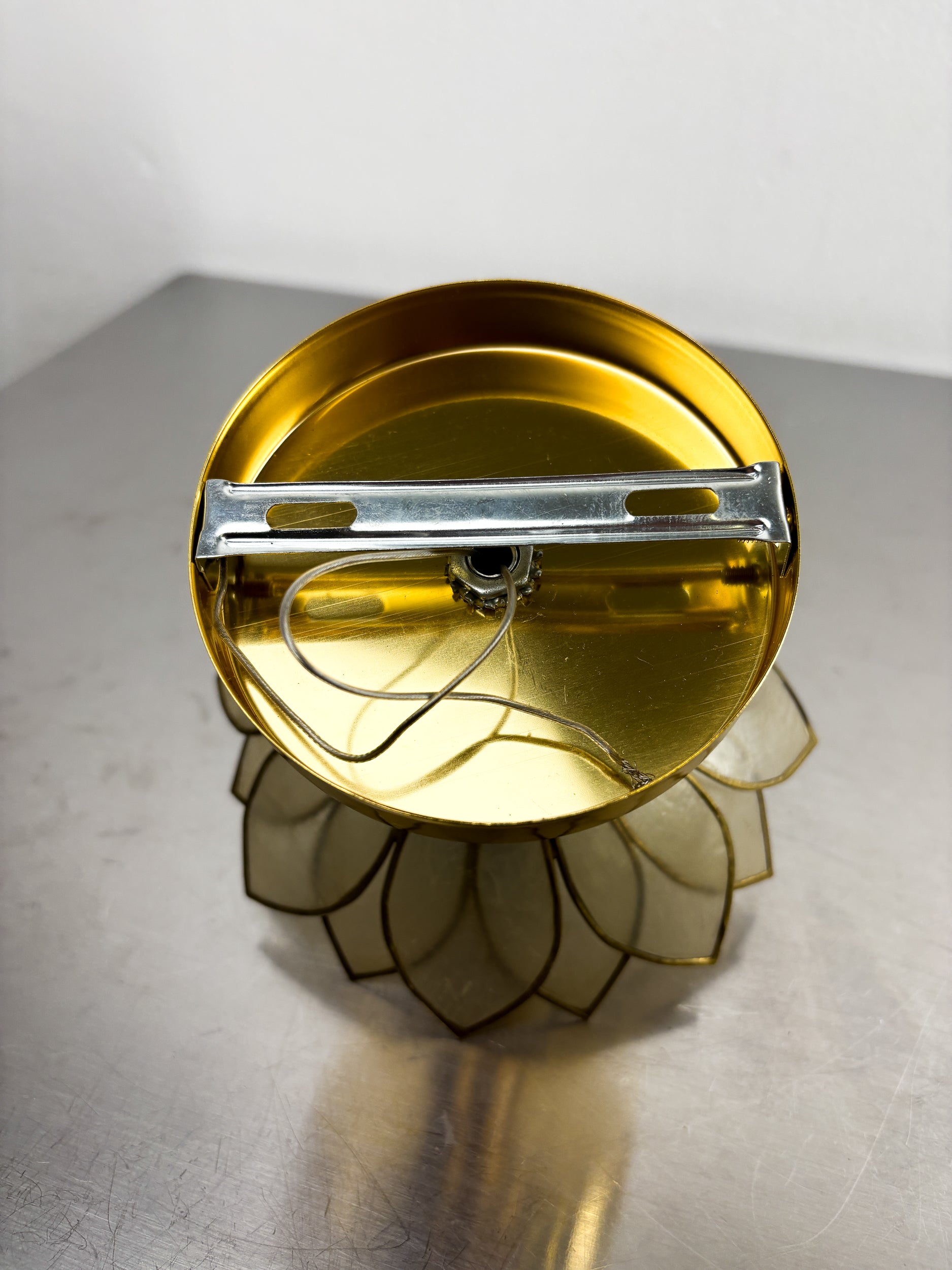 Lotus Flower Wall Sconce, Mother-of-Pearl Petals & Gilt Brass, Italy, 1970s